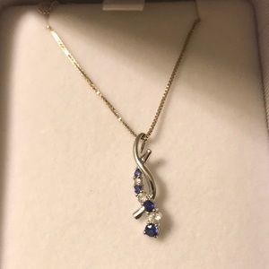 Samuel Aaron 10k white gold pendent